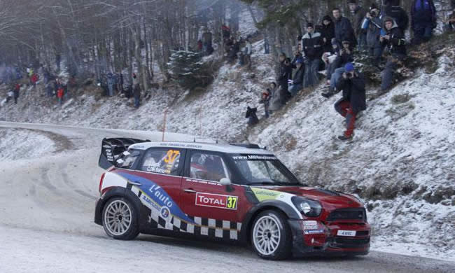 Dani Sordo líder del rally de Suecia tras la superespecial