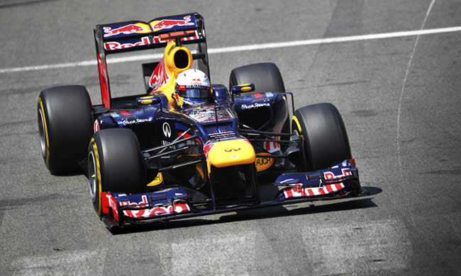 Campeón de saltos Thomas Morgenstern probó un Red Bull de F1 en Spielberg