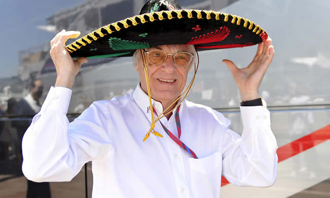 Bernie Ecclestone, presidente de la Organización de Fórmula Uno.