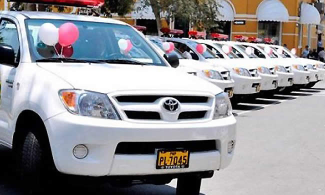 Entregan camionetas a Policía de Turismo