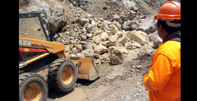 Sánchez Carrión: Preocupación por inauguración de carretera inconclusa