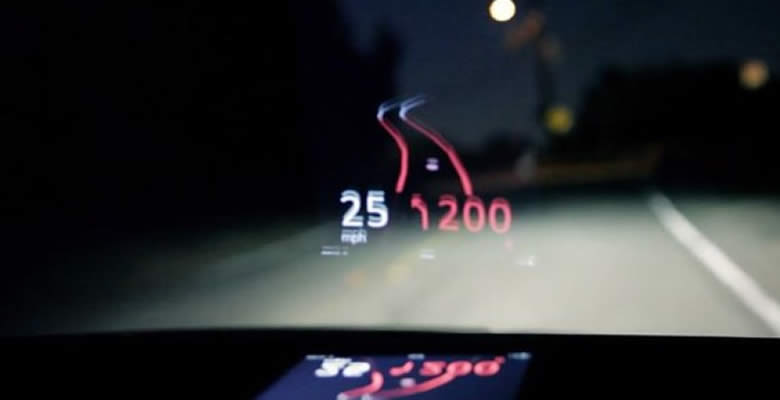 Una App gratuita que convierte tu móvil en un navegador Head Up Display