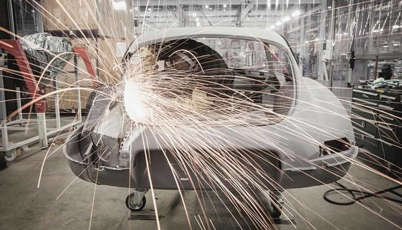 Jaguar ofrece repuestos para autos clásicos