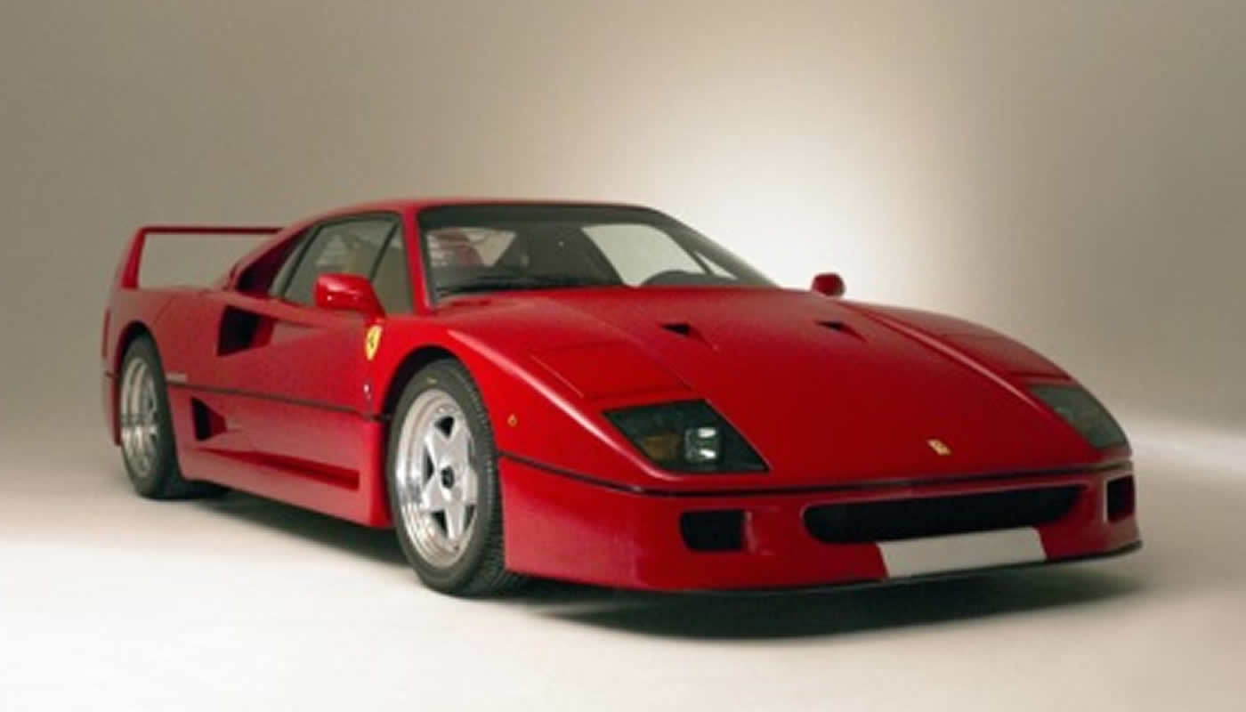 Ferrari F40 quiere vencer record de costo