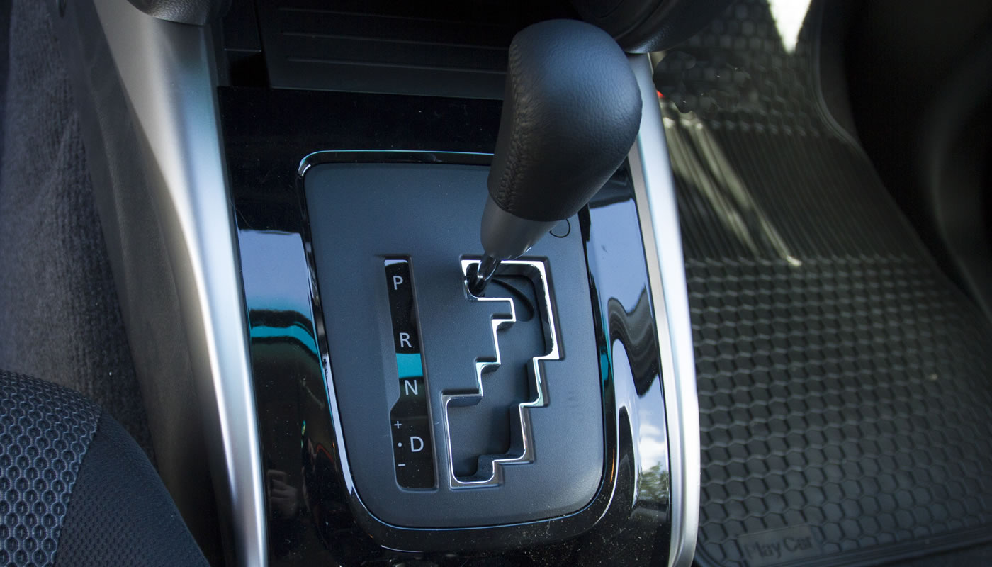 Cuidando el freno bajo la transmisión secuencial