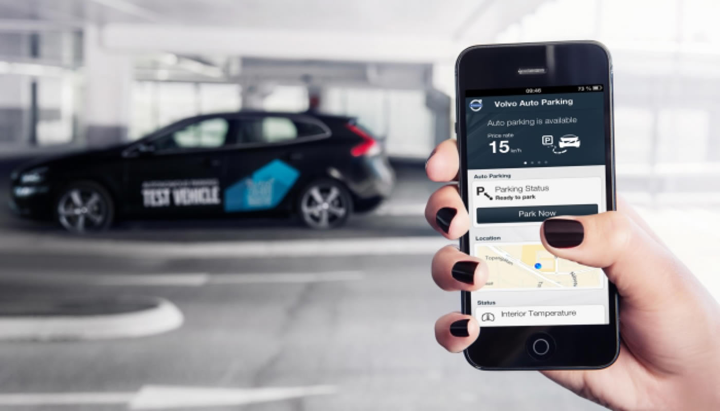 ¿En qué consiste la asistencia de parqueo remoto?