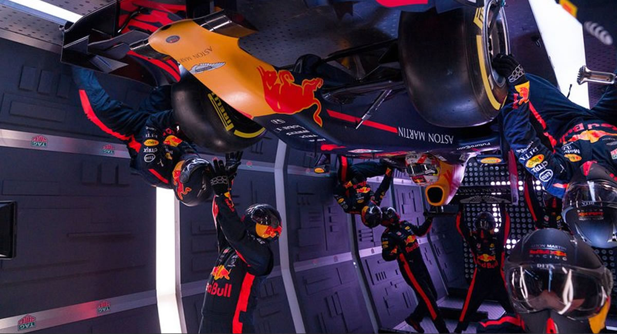 [VIDEO] Fórmula 1: Red Bull hace un pit stop en gravedad cero