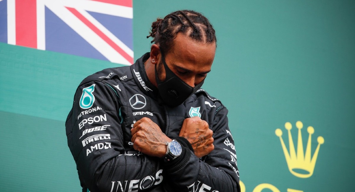 Lewis Hamilton: "Max Verstappen necesita un compañero de equipo más fuerte"