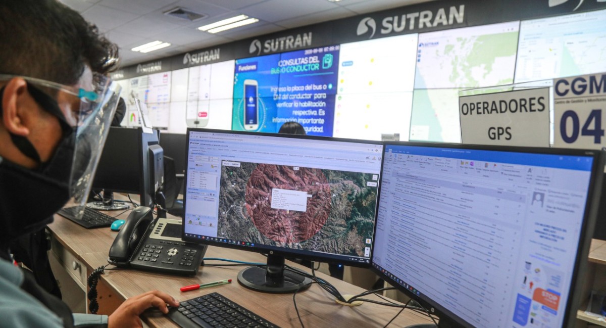 Aplicativo 'Viaje Seguro' permitirá a pasajeros alertar accidentes y asaltos 