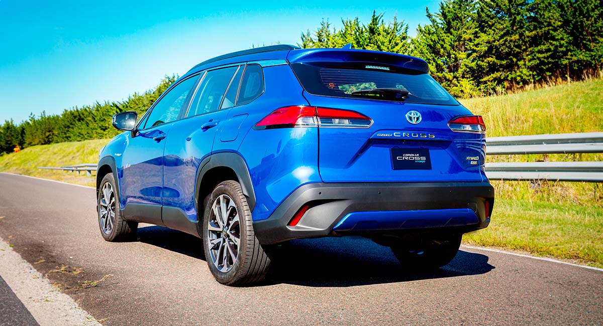 Toyota del Perú lideró las ventas de vehículos híbridos eléctricos en octubre, por encima del promedio del mercado